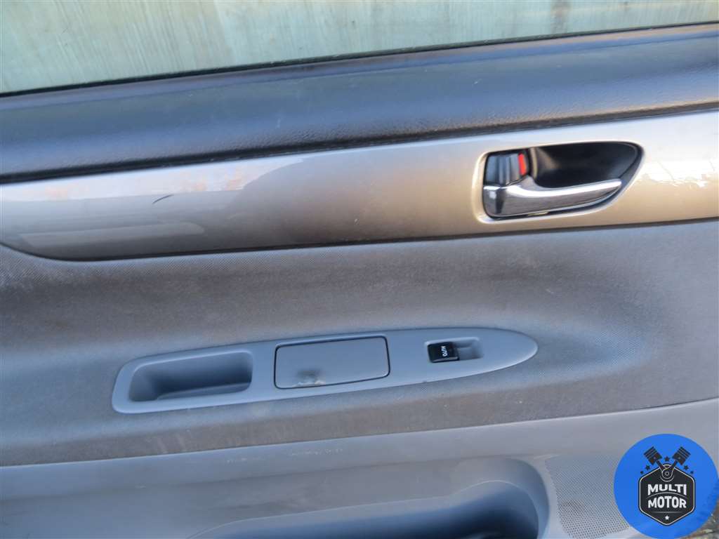 Ручка внутренняя задняя левая к Toyota Avensis Verso, 2003, купить | DT-00056247e. Фото #3