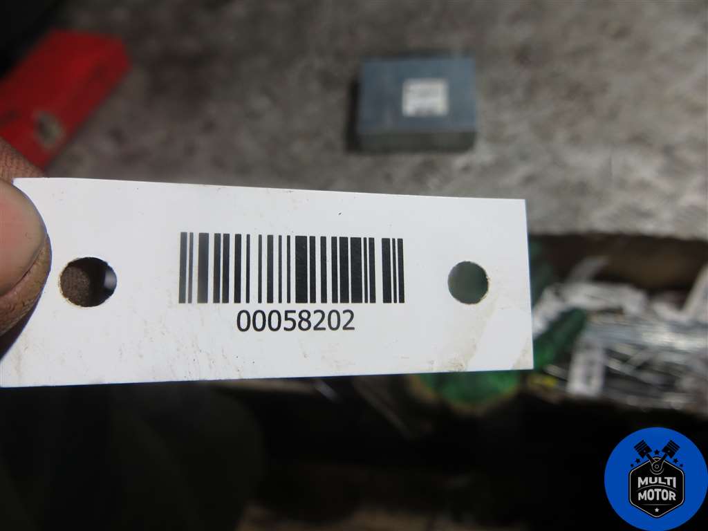 Преобразователь напряжения к BMW X3, 2012, купить | DT-00058202. Фото #4